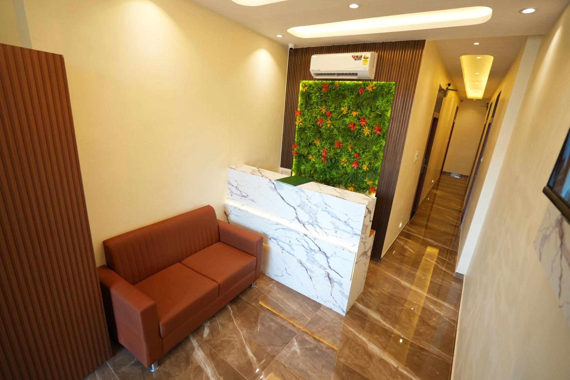 Hotel Boston Мумбаи Экстерьер фото
